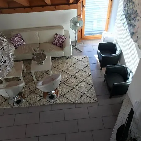 Abroad 2 Homestay szállás *